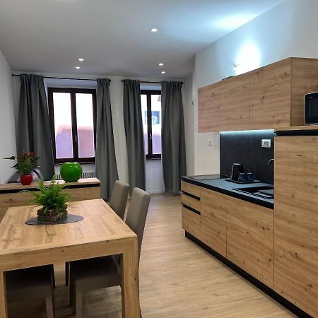 Yugogo Mazzini 41 - Bilocale Trento Centro Apartment Exterior foto